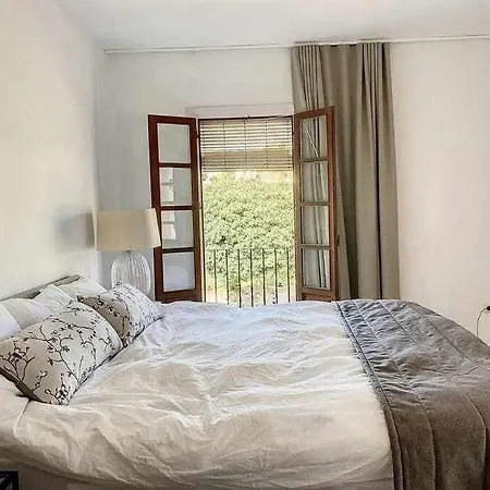 Apartment Townhouse For 7 People With Private Garden 10 Min From Puerto Banus *