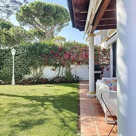 Townhouse For 7 People With Private Garden 10 Min From Puerto Banus Apartment Estepona